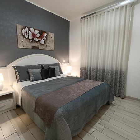 B&B Plaza Lampedusa Bagian luar foto