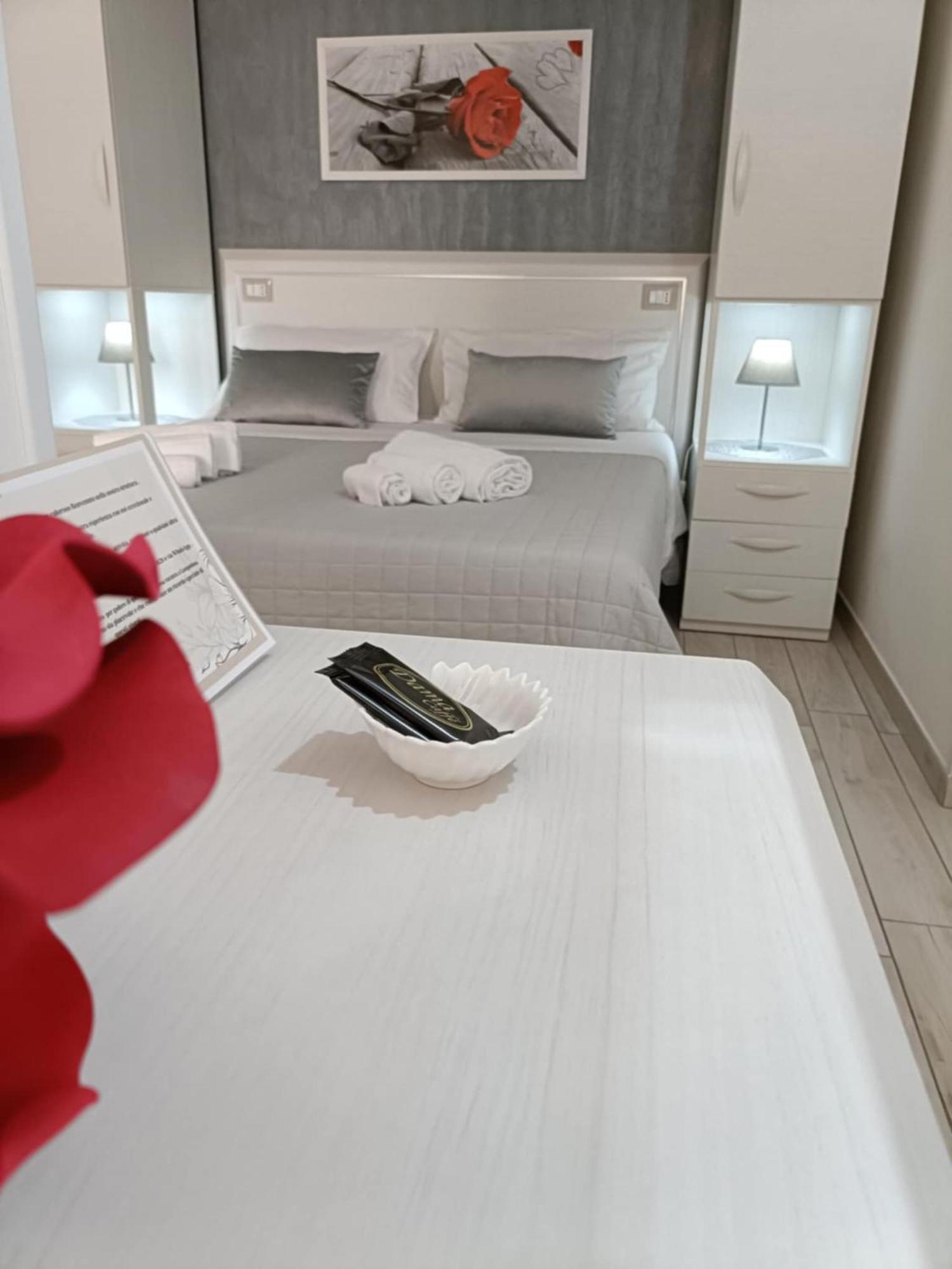 B&B Plaza Lampedusa Bagian luar foto