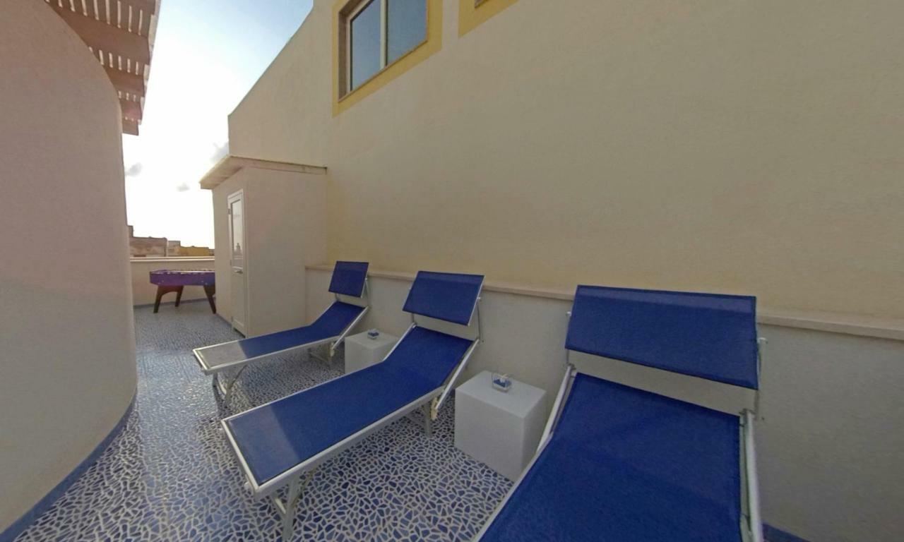 B&B Plaza Lampedusa Bagian luar foto